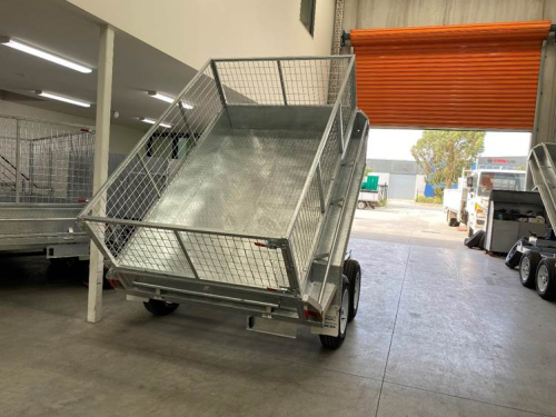 8x5 tandem axle tippe 10